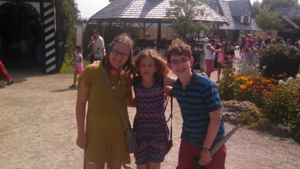 RenFaire (2)