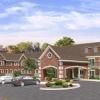 tiny-main-entrance-at-bloomfield-senior-living